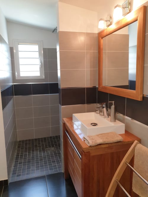 chambre Ti Kaz Sam, salle d'eau, ile de la réunion