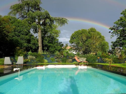 Vue de la piscine des Douves - Haute garonne - Location de chambres d'hôtes