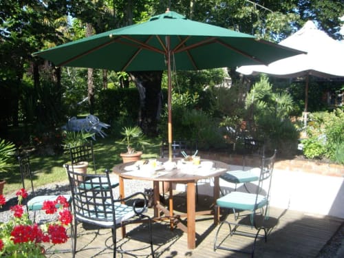 Petit-déjeuner en terrasse