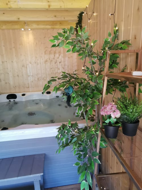 Grands gite avec jacuzzi plusieurs places.
