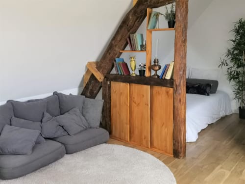 Chambre avec lit confortable