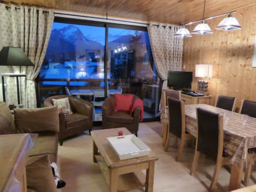 Séjour balcon plein sud salon jardin Appartement Super équipé  moderne esprit montagne 