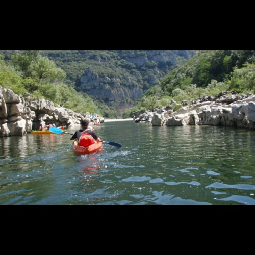 La Sarrasine-Aiguèze-Canoë dans les Gorges de l'Ardèche