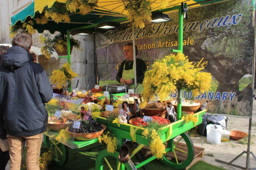 Produits du terroir sur nos marchés provençaux