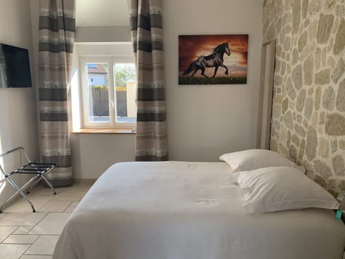 Suite/Gîte du Relais de Poste du Domaine d'Auxonnettes