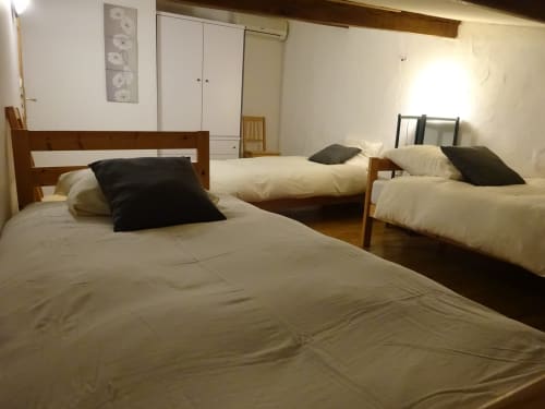 Chambre avec 3 lits simples (90cm)