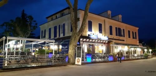 Dépaysement assuré face au lac