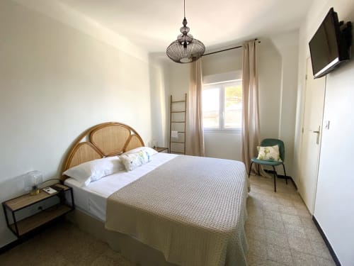 Chambre double hotel algajola