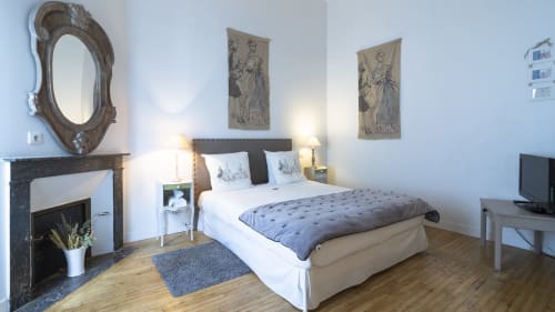 chambre-d-hote-la-maison-de-marc-poitiers-grey-room-17