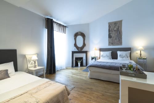 chambre-d-hote-la-maison-de-marc-poitiers-grey-room-20