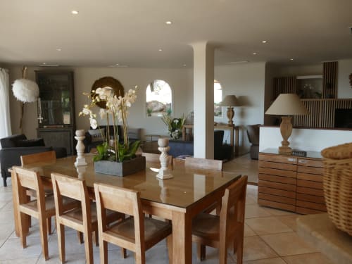 Salle à manger, salon, villa, Villa Pascialella, Corse, piscine, Porto Vecchio, vue