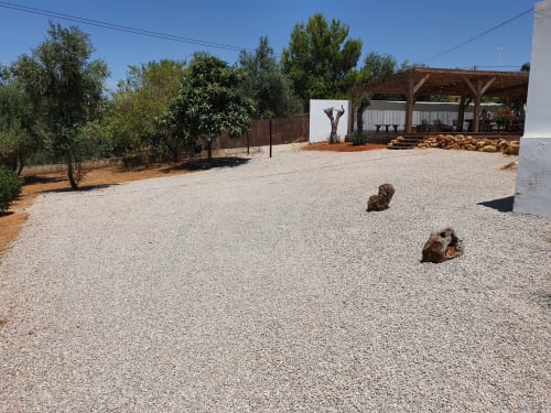 Ample parking, villa casa claudina, villa for rent in Loulé in the Algarve. Portugal.