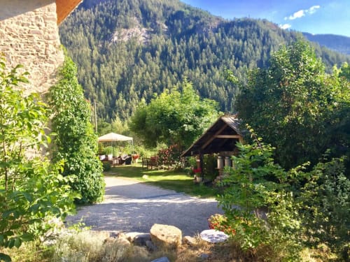  montagne,jardin,verdure,ciel bleu, vacances,week end, tour de france cycliste,Maison d'hôtes,hotel,hôtels,location,gites,meublé tourisme,chambre d'hote de charme,chambre,suite, chambres d'hôtes barcelonnette, chambres d'hôtes jausiers, chambres d'hôtes le sauze, chambre d'hôtes praloup, chambre d'hôtes méolans-revel,chambres d'hôtes saint paul sur ubaye, chambres d'hôtes saint pons, chambres d'hôtes ubaye serre poncon, chambres d'hôtes serre ponçon. 
