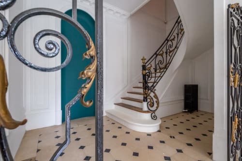 Montée d'escalier. PrivateLodge. Villa. Chennevières-sur-Marne.