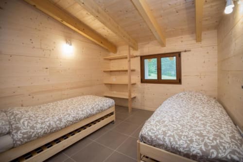 twin bed. Gîtes dela Le Var. In the middle of nature. Guillaumes. Maritime Alps.