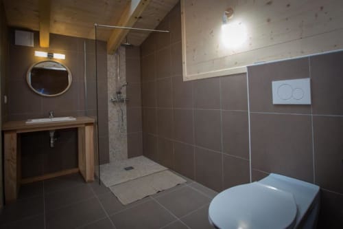bathroom. Gîtes dela Le Var. In the middle of nature. Guillaumes. Maritime Alps.