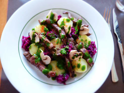 plates. Gîtes dela Le Var. In the middle of nature. Guillaumes. Maritime Alps.