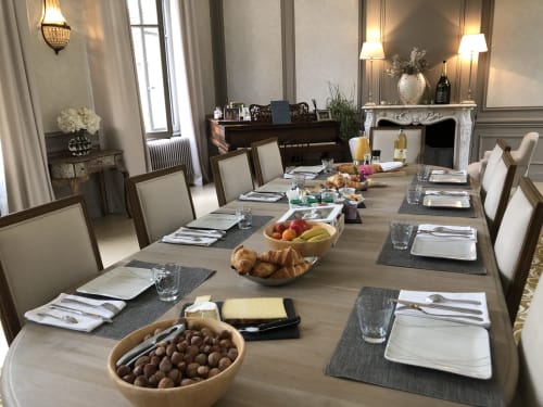 breakfast in the dining room