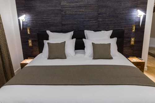 doppelbett. Deluxe-Zimmer. Les Jardins de Madeleine. Gästehaus. Bernardvillé. Elsass.