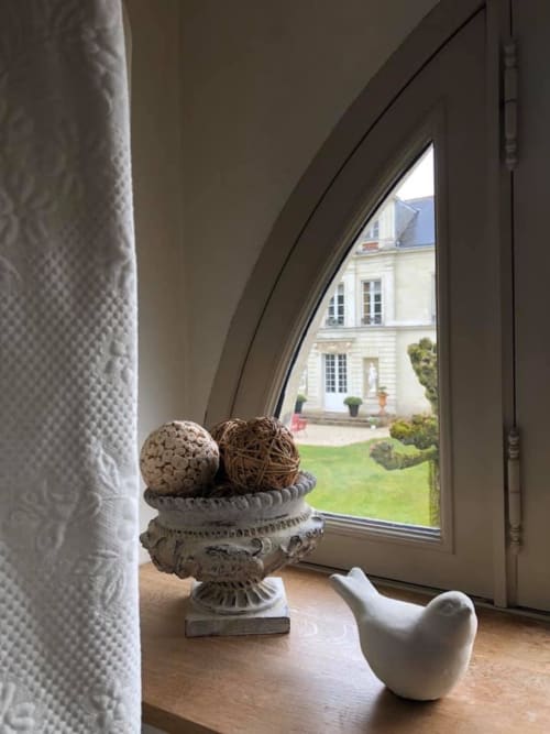 Fenêtre. Château de la Courneuve. Gîtes. Nantes. Bretagne. Normandie.