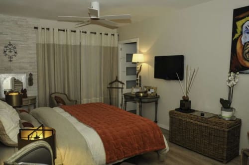 Bedroom. Esprit Nomade. Escapades Lointaines. Bed and breakfast. Perpignan.