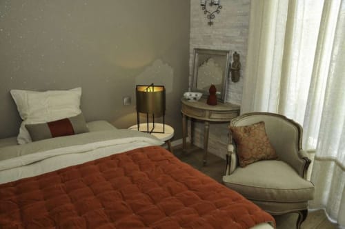Chair. Esprit Nomade. Escapades Lointaines. Bed and breakfast. Perpignan.