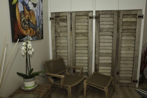 Cupboards. Esprit Nomade. Escapades Lointaines. Bed and breakfast. Perpignan.