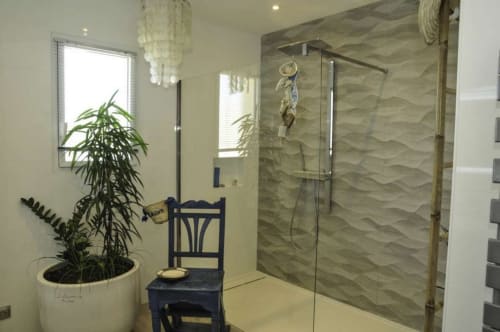 Shower. Escapades Lointaines. Bed and breakfast. Perpignan.