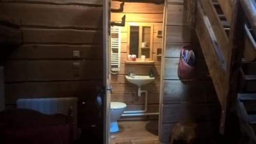 salle de bain -  chambre - gîte du bois de l'ours - orcière  
