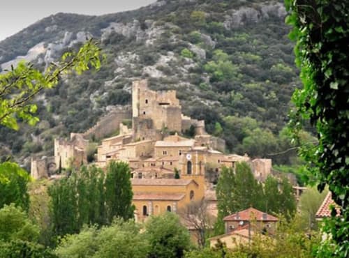 Village médiéval. Hôtel Particulier de Digoine. Chambres d'hôtes et gite. Bourg-Saint-Andéol. Ardèche.