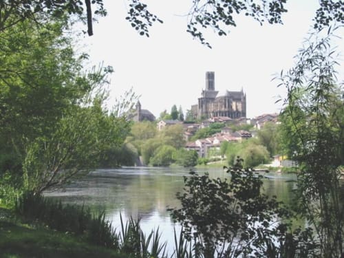 surroundings - Jardin Des Lys - Saint Léonard de Noblat