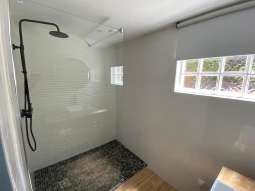 Shower room, Figarella bedroom, Villa Limone, guest house in Corsica, CALVI and Calenzana