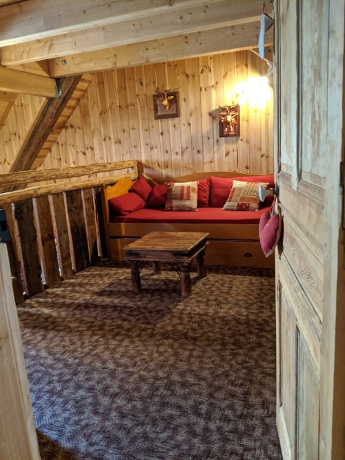 suite familiare 3 persone - divano - gîte du bois de l'ours - orcières  