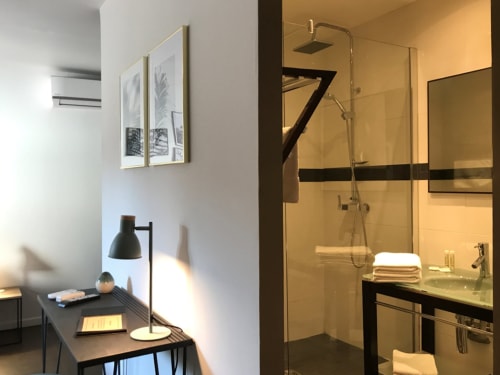 chambre cicca salle de bain - maison d'hôtes  villa limone calenzana 
