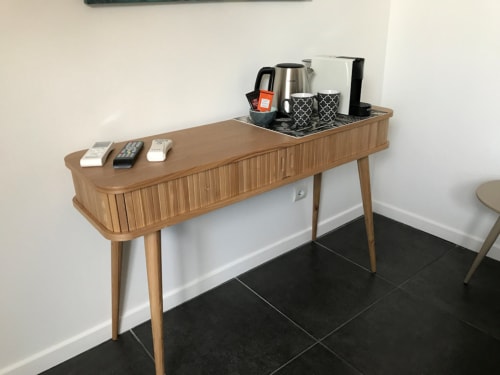 bureau - café - thé - chambre piana maison d'hôtes villa limone