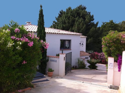 Entrance, guest house, Villa Limone, guest room in Calenzana, near Calvi.