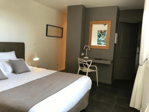 lit double - chambre - maison d'hôtes - calenzana 