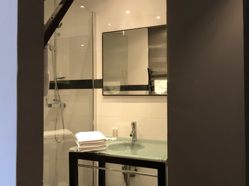 cicca - salle de bain - chambre- maison d'hôtes - calenzana 