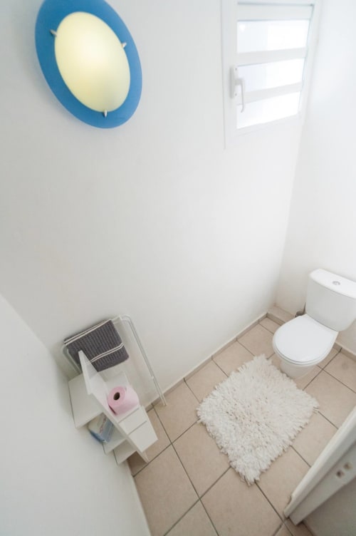 WC. Corossol. Locastudio. Locations Appartements. Guadeloupe. 