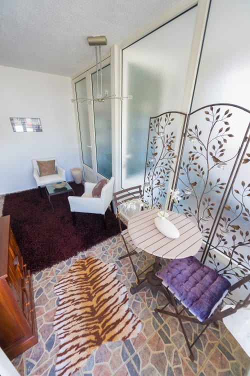 Petite table. Pomme Kanel. Locastudio. Locations Appartements. Guadeloupe. 