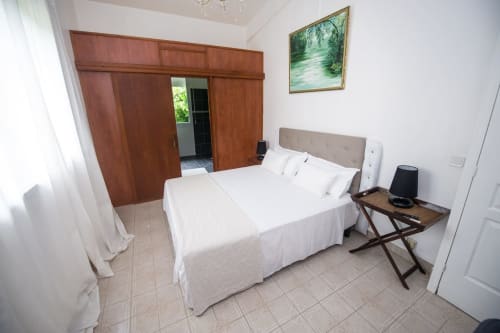 Chambre double. Papaye. Locastudio. Locations Appartements. Guadeloupe.