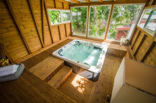 Jacuzzi. Locastudio. Locations Appartements. Guadeloupe. 