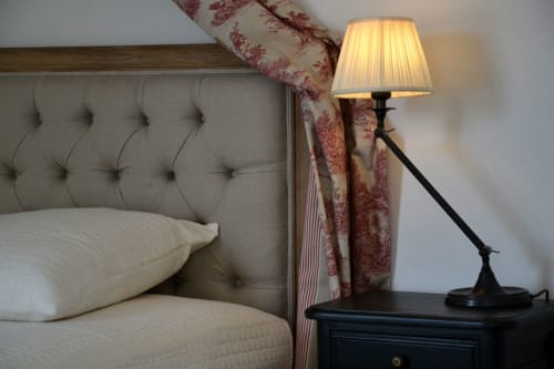 Lampe de chevet. Chambre Proust. Le Clos Sainte-Marie. Chambres d'hôtes. Mesland. Blois et Amboise.