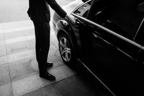 Taxi. Airport. Train station. Plane. Transfer. Driver. Chamonix. Concierge Chamonix. Conciergerie Gypaete. property rental.