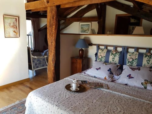 Double bed. Patawa Suite. Domaine de Millox. Bed and Breakfast. Basque Country. Landes.