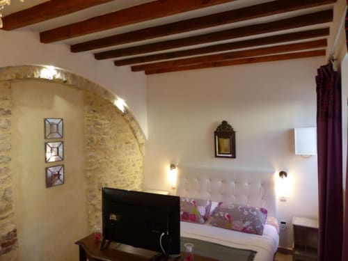 Chambre. Logis de Saint Jean. Chambres d'hôtes. Bayeux.