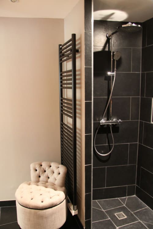 Salle de bain contemporaine
