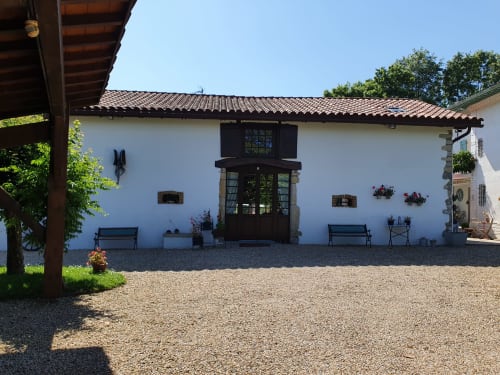 House. Domaine de Millox. Bed and Breakfast. Basque Country. Landes.