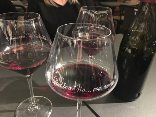 Quel bon vin vous amène ? au mas des arômes en Provence