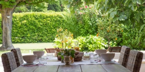Petit déjeuner au mas des aromes, gite en Provence-Avignon-L'Isle-sur-la-Sorgue.